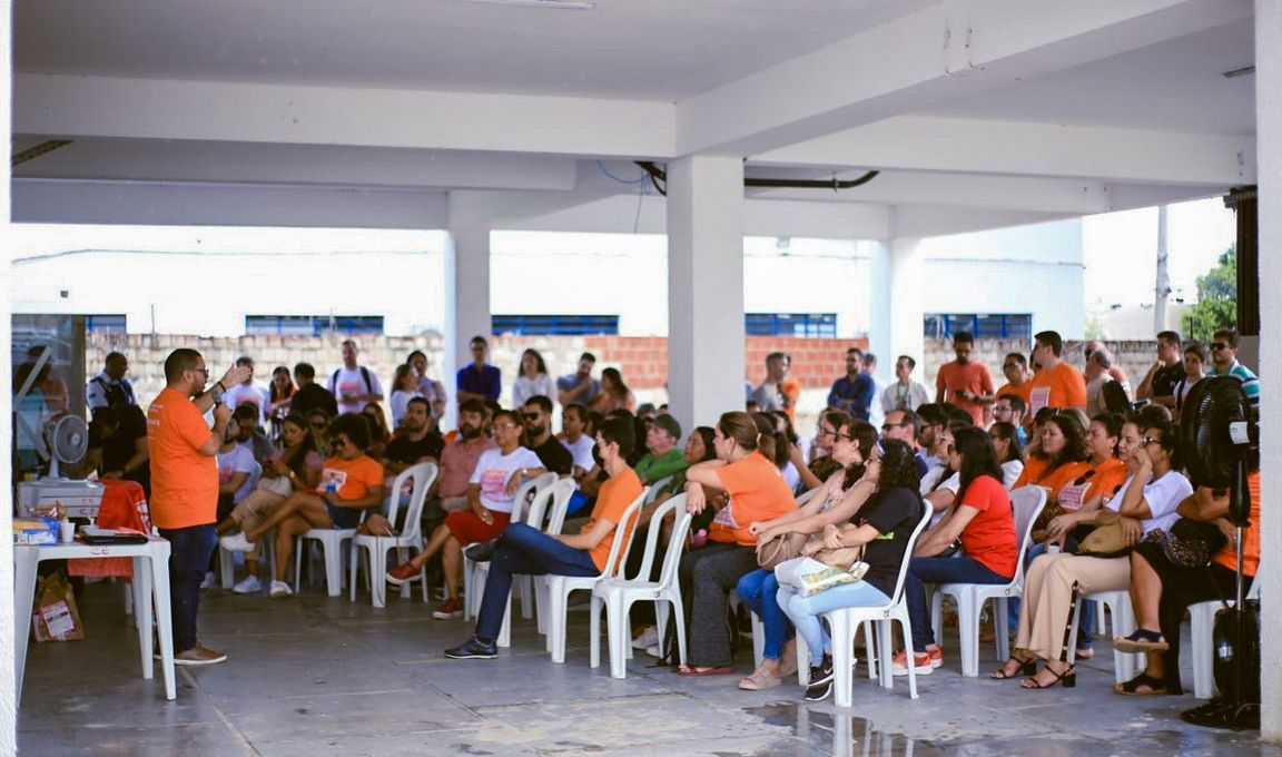 Servidores do IFSertãoPE realizam ato unificado em apoio à Greve Nacional da Educação